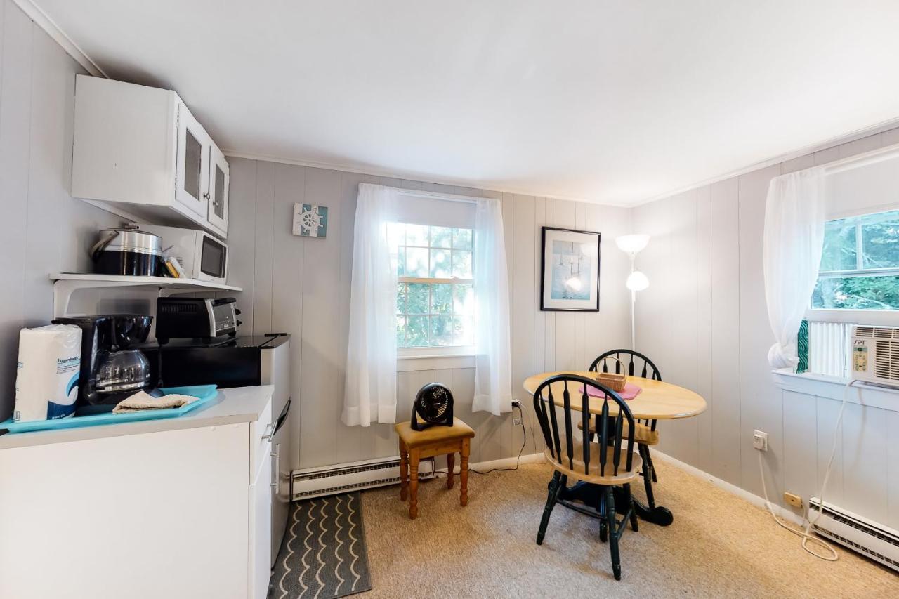 Beach Rose Guest Studio Nauset Heights Екстериор снимка